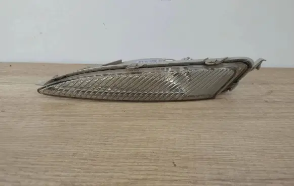 Opel Astra J Front indicator light 13367142