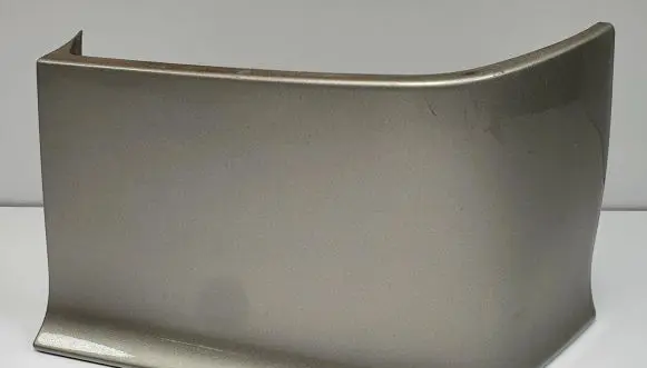 Saab 900 Rear/tail light trim molding 4332920