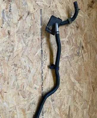 Mercedes-Benz GLE (W166 - C292) Intercooler hose/pipe A1683000696