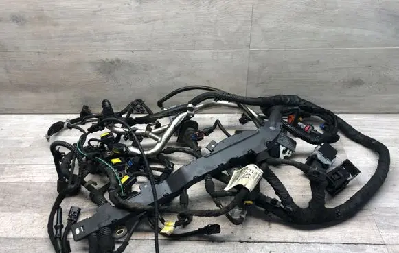Opel Astra K Engine installation wiring loom 39047657 1520160309103356