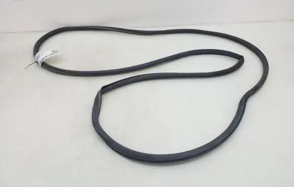 Mercedes-Benz ML W164 Rubber seal rear door A1647302178