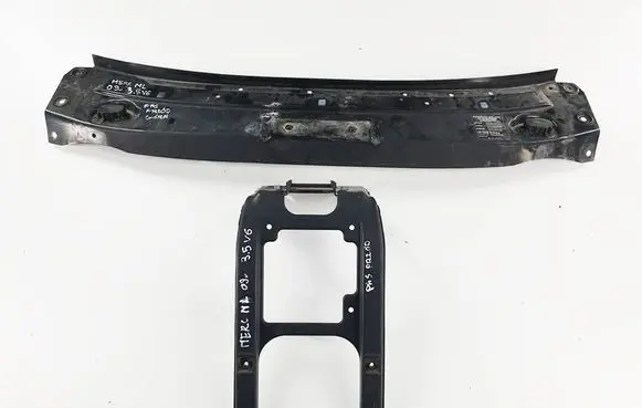 Mercedes-Benz ML W164 Radiator support slam panel