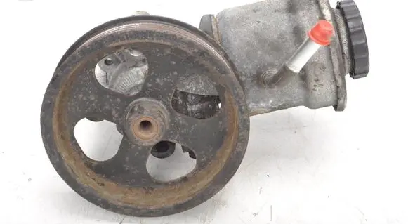 Toyota Avensis T250 Electric power steering pump 
