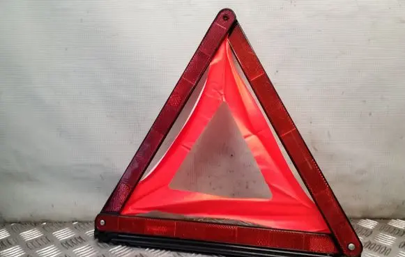 Volkswagen Tiguan Emergency warning sign 