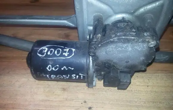 Wiper motor