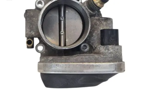 Opel Zafira B Throttle valve 55353801
