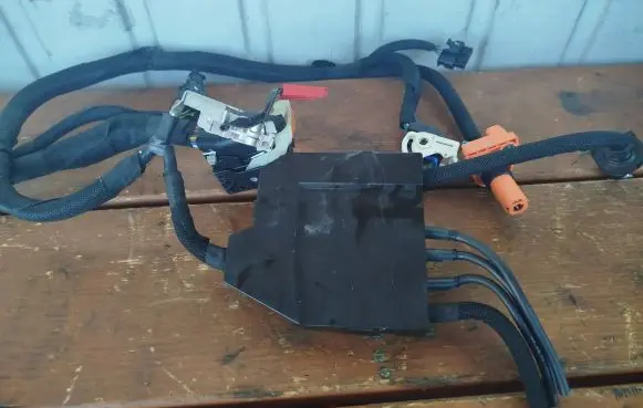 Citroen C4 III e-C4 Positive wiring loom 9814474980