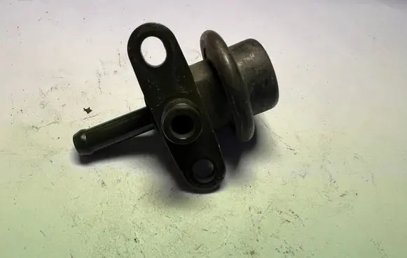 Fuel pressure sensor