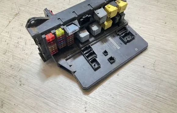 Mercedes-Benz Sprinter W906 Comfort/convenience module A9069003502