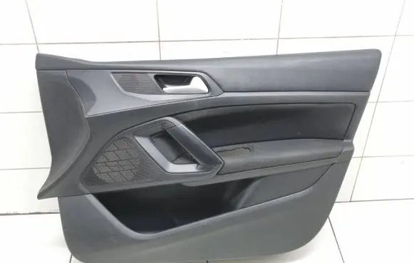 Peugeot 308 Front door card panel trim 96776522zd