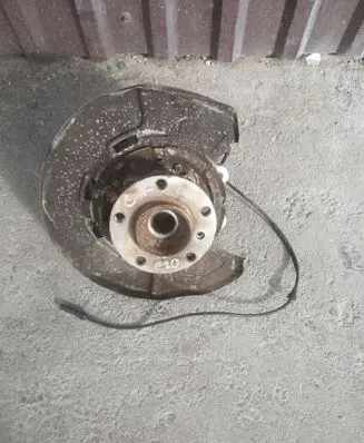 BMW X5 E70 Rear wheel hub