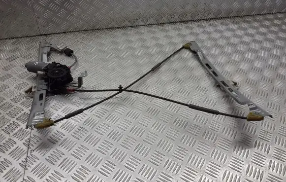Peugeot 206+ Front door window regulator with motor