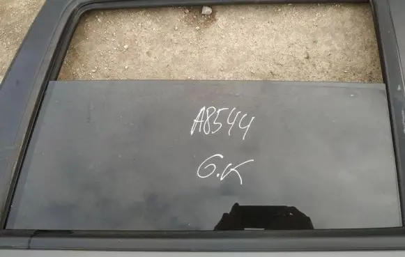 Hyundai Santa Fe Rear door window glass