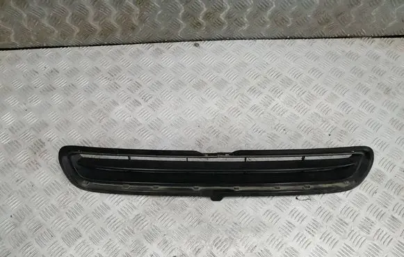 Fiat 500X Front bumper lower grill 735568935