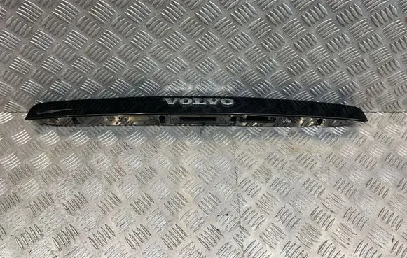 Volvo V50 Trunk door license plate light bar 30699682