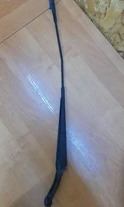 Volvo S80 Front wiper blade arm 30655214
