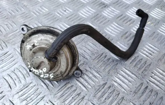 Hyundai Trajet EGR valve 