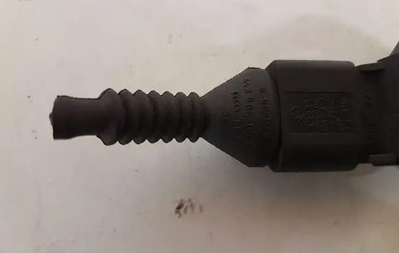 Volkswagen Caddy Air pressure sensor 0281002399 038906051B
