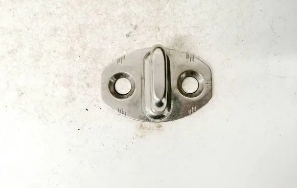 Audi A3 S3 8P Front door lock loop/hook striker 8z0837033