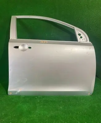 KIA Picanto Front door