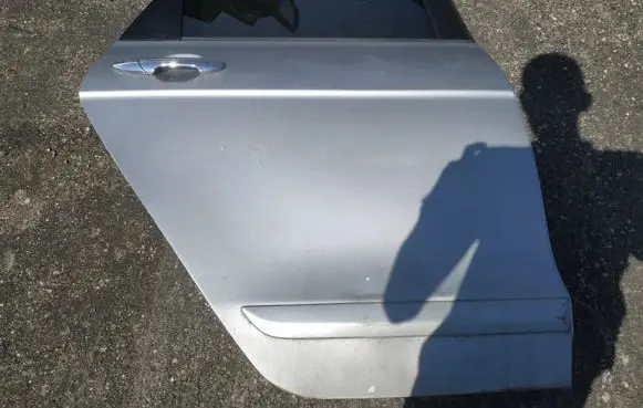 Honda FR-V Rear door pilkos