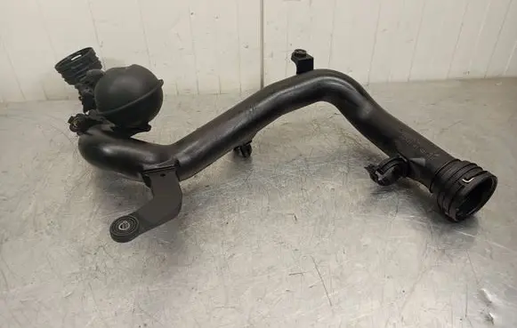 Volkswagen Golf V Intercooler hose/pipe 1K0145762BP 1K0145770AA