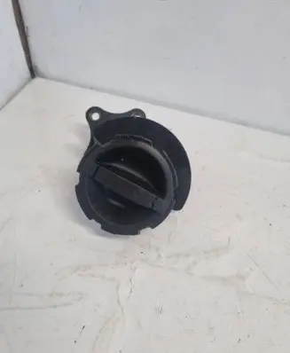 Volvo S80 Oil filler cap 30777537