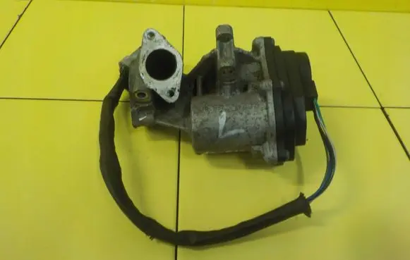 Land Rover Range Rover L322 EGR thermostat 6H4Q9D475CB