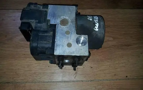 Mitsubishi Carisma ABS Pump 0273004225 mr249754