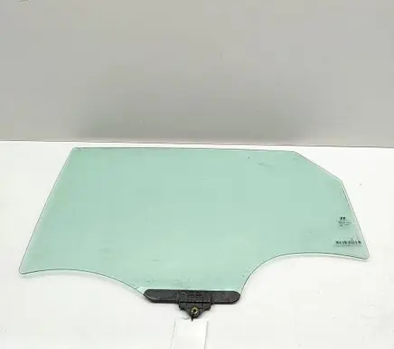 Hyundai Tucson TL Rear door window glass 83410D7000