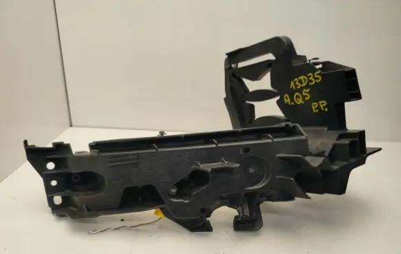 Audi Q5 SQ5 8R Headlight/headlamp mounting bracket 8R0805608