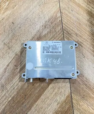 Mercedes-Benz E W211 Bluetooth control unit module A2118702726