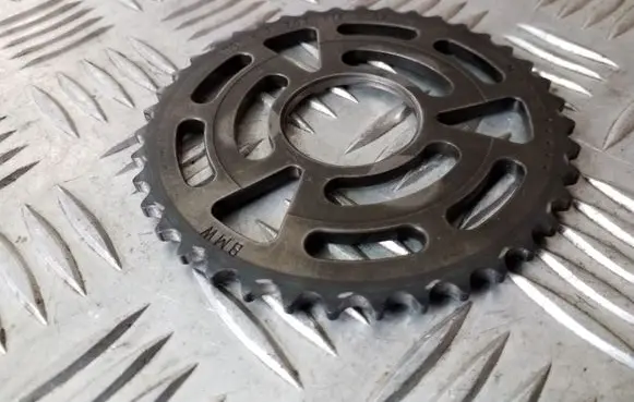 BMW 1 E81 E87 Timing chain sprocket 7797514