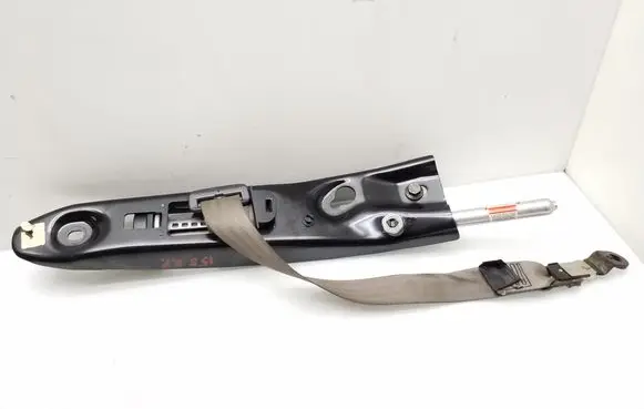 Volvo XC90 Front seatbelt 8686632