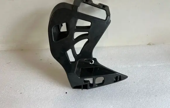 BMW 5 G30 G31 G38 Front bumper support beam 8491490