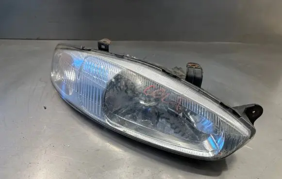 Mitsubishi Colt Headlight/headlamp 10087279