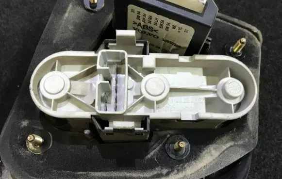 Volvo S40, V40 Tail light bulb cover holder 29262002