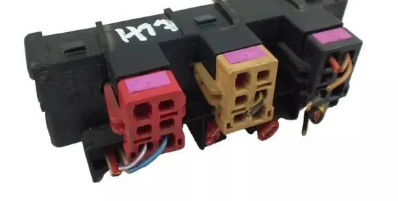 Volkswagen Golf IV Fuse box set 8L0941822