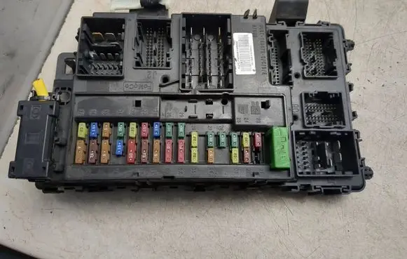 Ford Transit Fuse box set GK2T15604 A2C7505910550