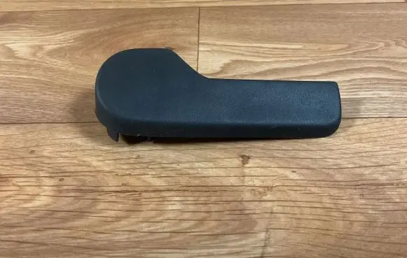 Volkswagen PASSAT B6 Engine bonnet (hood) release handle 1J1823533C