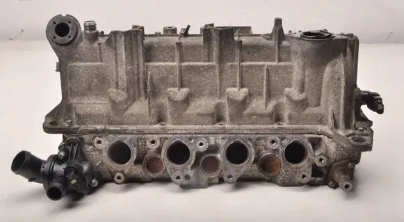 Mercedes-Benz B W245 Engine head R2660160401