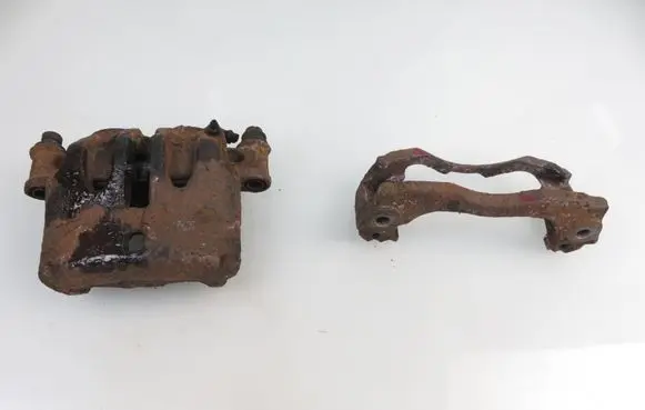 Nissan Cab Star Front brake caliper 