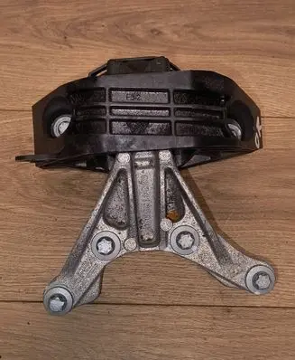 Opel Corsa F Engine mounting bracket 9834135980