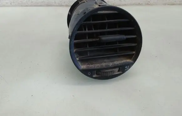 Volkswagen Caddy Dashboard side air vent grill/cover trim 2K0819703B