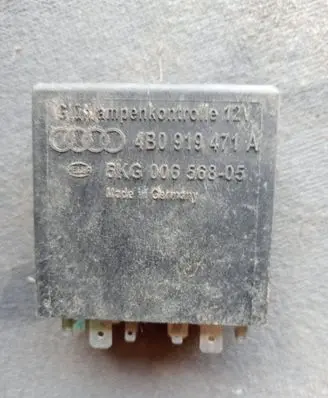 Audi A4 S4 B5 8D Other relay 4b0919471a