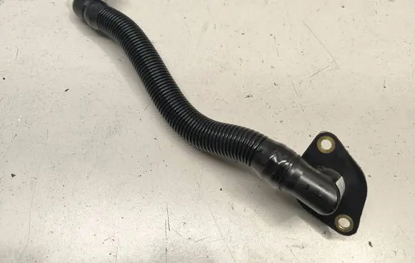 Porsche Boxster 982 Oil fill pipe 982115653A