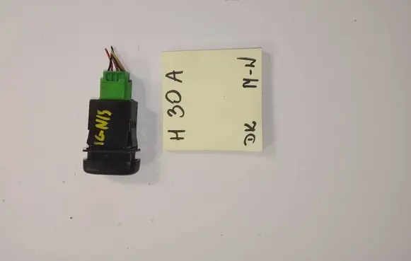 Suzuki Ignis Other switches/knobs/shifts 7878454