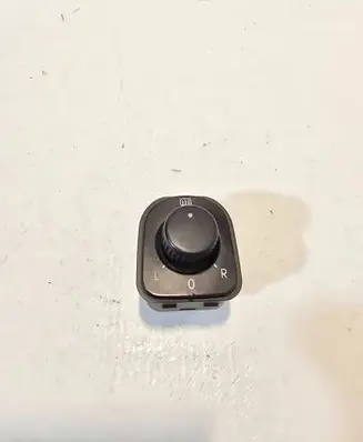 Volkswagen Golf V Wing mirror switch 1K0959565H