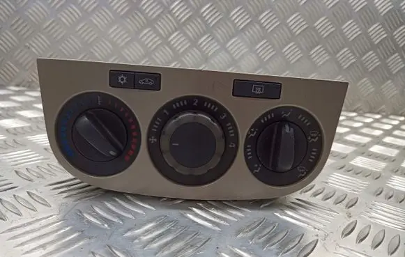 Opel Corsa D Interior fan control switch 5E094010
