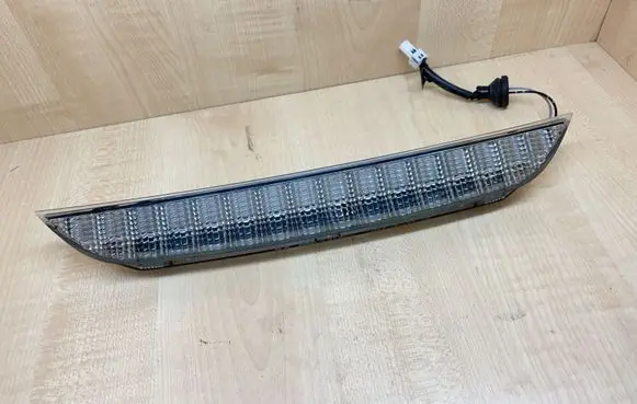 Mitsubishi Outlander Third/center stoplight STANLEYP5631 P5631